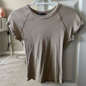 Zara Women's Beige Short Sleeve Tee